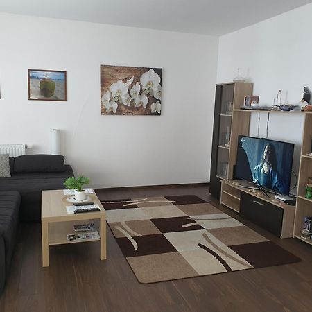 Park West Apartment - Free Parking Budapest Exterior photo