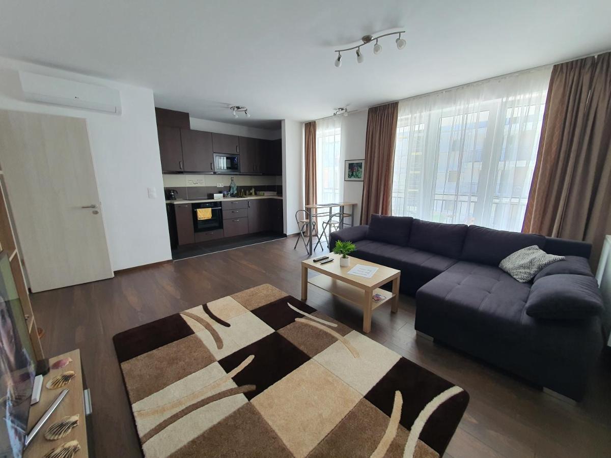 Park West Apartment - Free Parking Budapest Exterior photo